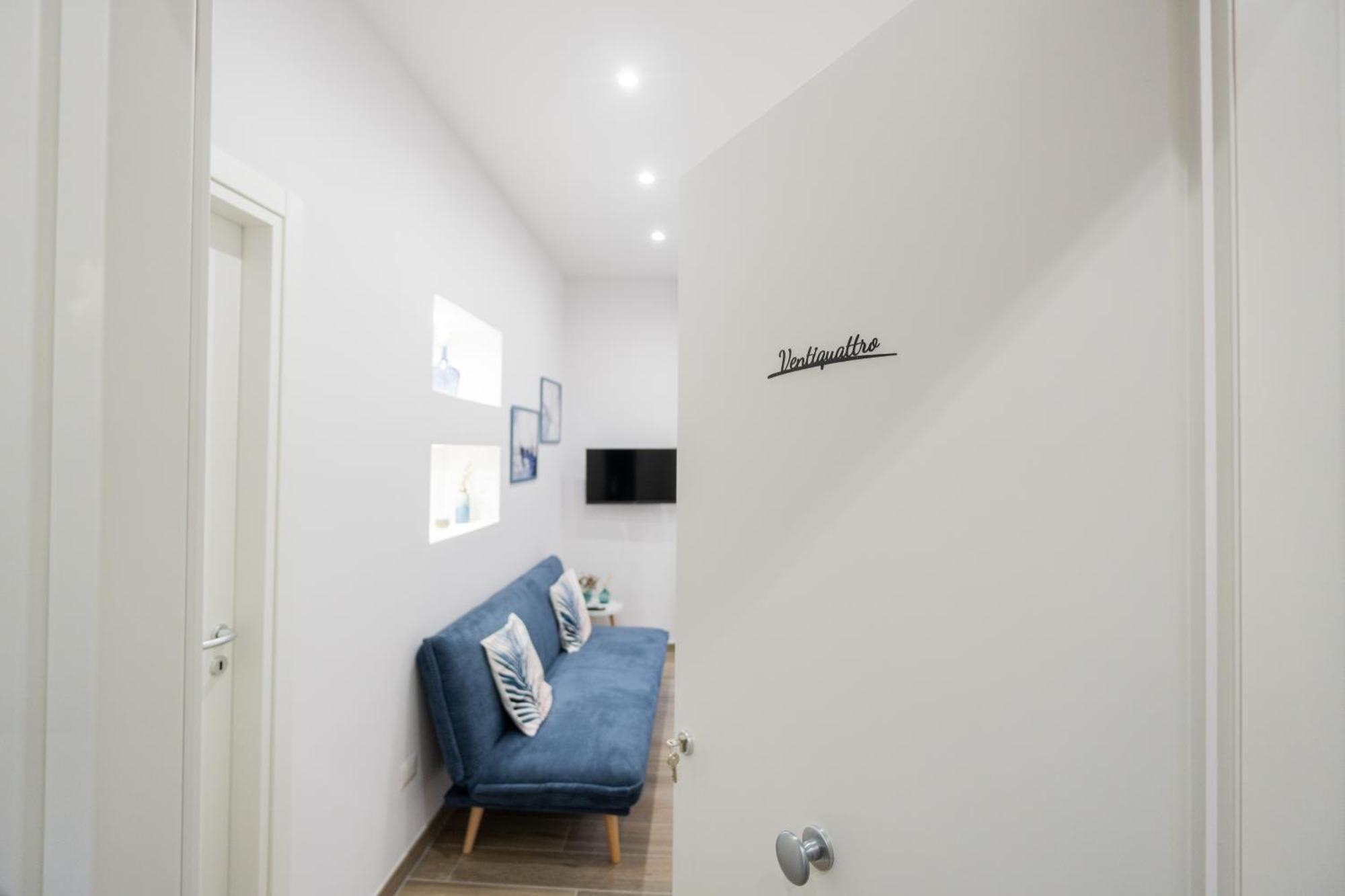 La Casa Di Bianca - Modern Suites Near Plebiscito Napoli Eksteriør billede