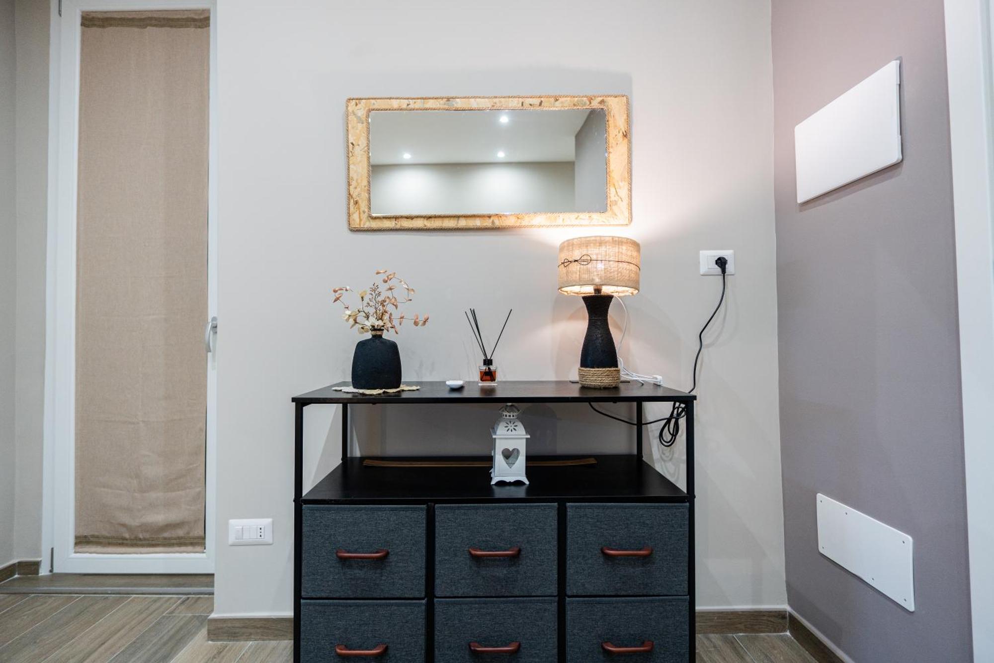 La Casa Di Bianca - Modern Suites Near Plebiscito Napoli Eksteriør billede