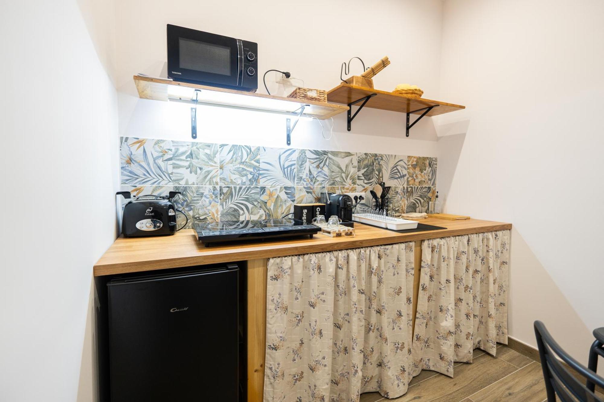La Casa Di Bianca - Modern Suites Near Plebiscito Napoli Eksteriør billede