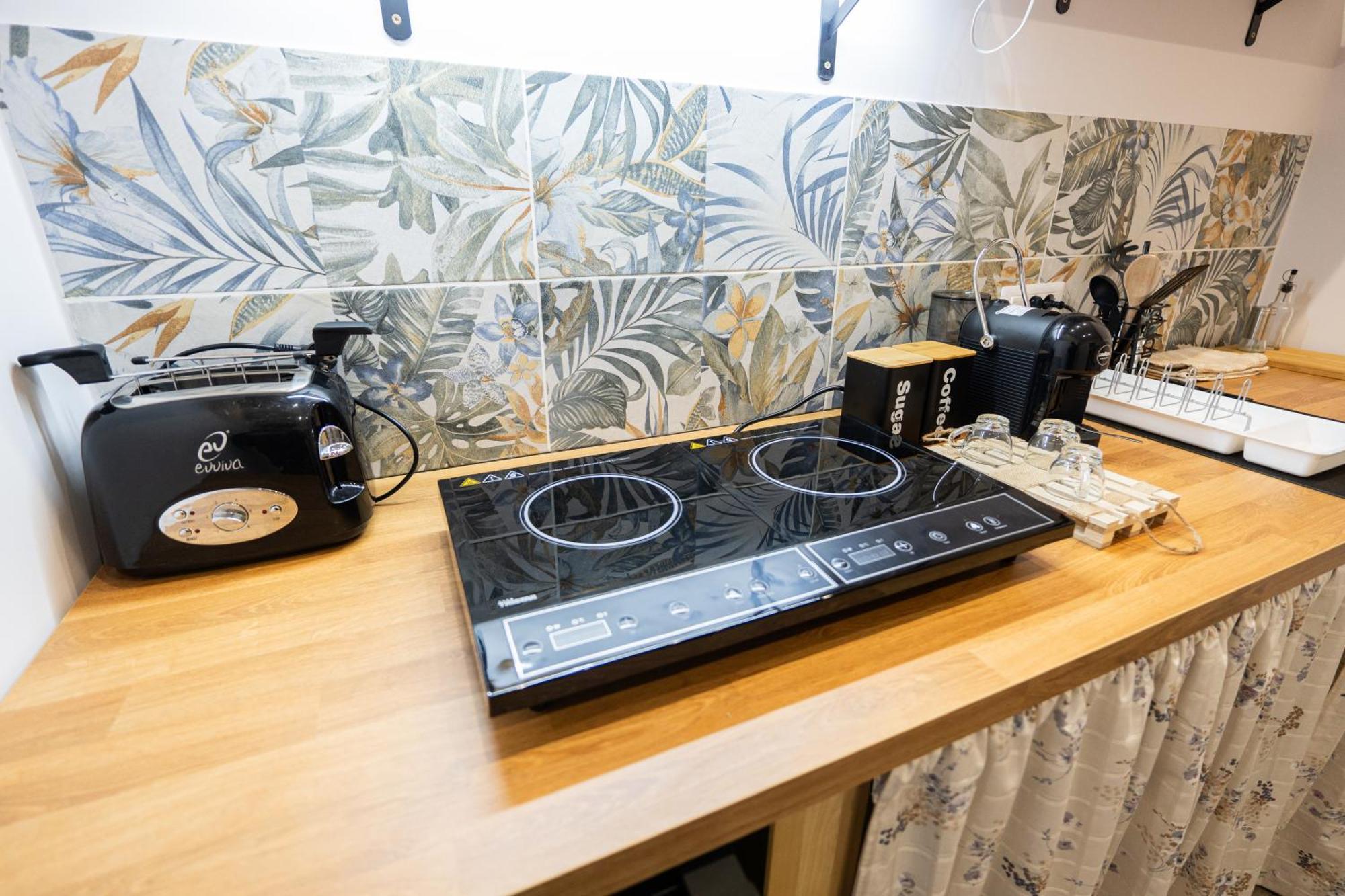 La Casa Di Bianca - Modern Suites Near Plebiscito Napoli Eksteriør billede